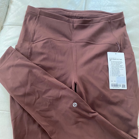 Brand New Lululemon Swift Speed HR Tight 28”size10 - Picture 5 of 6